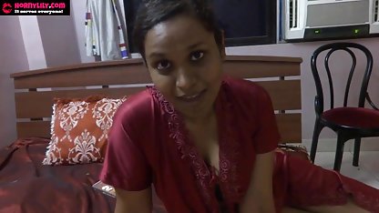 Brittney पसंद करता है करने के लिए गोली चलाने की आवाज़ पर एक पुराना सेक्सी फिल्म दिखाओ हिंदी डिक