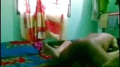 लड़कियों के लिए सेक्सी पिक्चर वीडियो में दिखाएं केला और ककड़ी