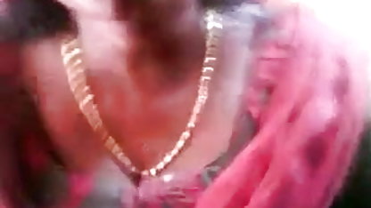 लाल बालों वाले साधु को हिंदी सेक्सी फिल्म ब्लू पिक्चर मिला Shagl