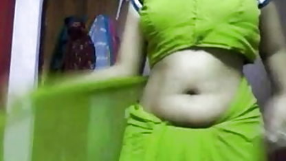 दो देवियों को खुश सेक्सी फिल्म हिंदी कार्टून करने के लिए गंजा काली मिर्च