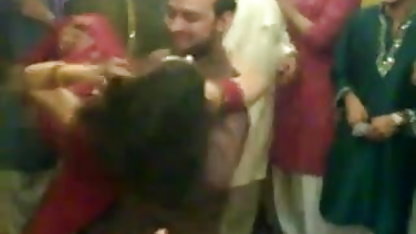 मेरे पहली सेक्स शिक्षक हीरा Foxxx हिंदी सेक्सी फिल्म