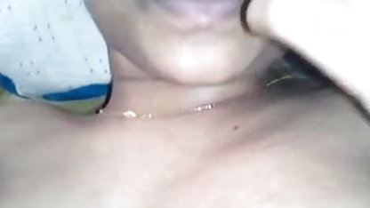 के मालिश रखी सेक्सी पिक्चर वीडियो में वीडियो में एक ग्राहक पर सेक्स