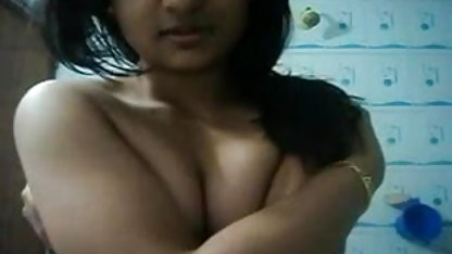तीन भ्रष्ट लड़कियों bf सेक्सी मूवी हिंदी एक orgie मंचन किया