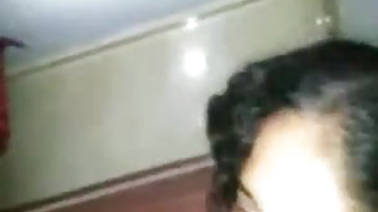 अनुभवी एशियाई के हिंदी फिल्म सेक्सी सेक्सी साथ एक टिप पर उसके चेहरा
