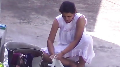 पेबैक के रूप में मिटेसुंदर लड़की caresses खुद में सेक्स मूवी हिंदी इंग्लिश के बेडरूम